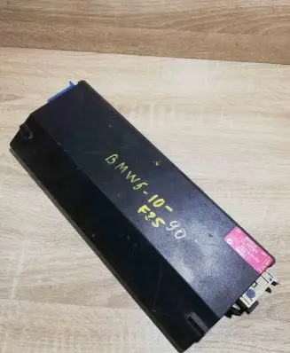 BMW 5 E34 Comfort/convenience module 1137328029 1389594