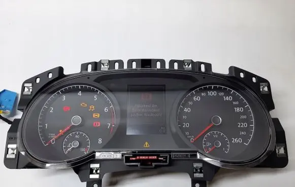 Volkswagen Touran III Speedometer (instrument cluster) 5TA920750D