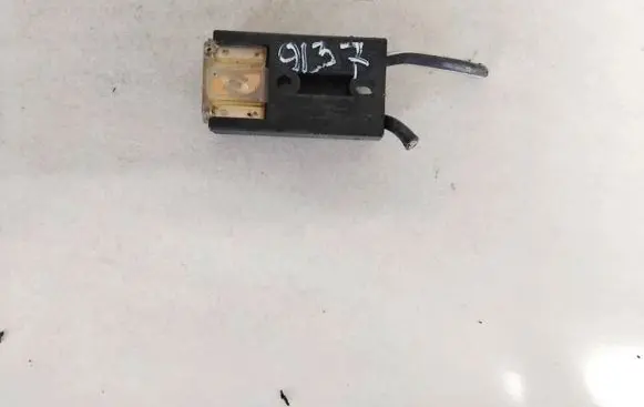 Audi A4 S4 B5 8D Fuse 8a0937530