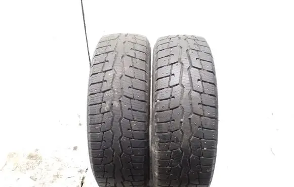 Volkswagen Transporter - Caravelle T5 R16 C winter/snow tires with studs 20565R16C NANKANG ICEACTIVA
