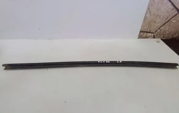 Opel Combo C Front door glass trim molding