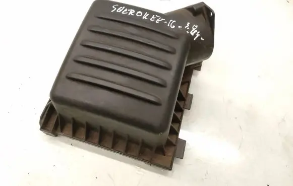 Jeep Grand Cherokee Air filter box cover 