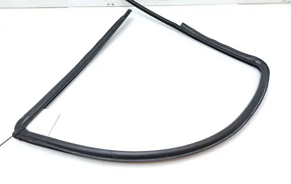 Mercedes-Benz Vito Viano W639 Rubber seal front coupe door window A6397200217