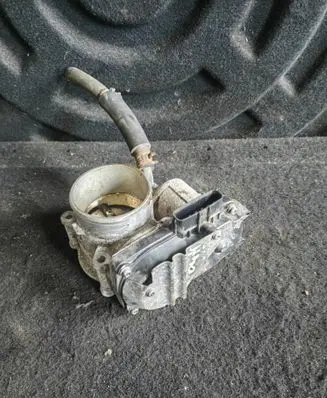 Mitsubishi Outlander Throttle valve