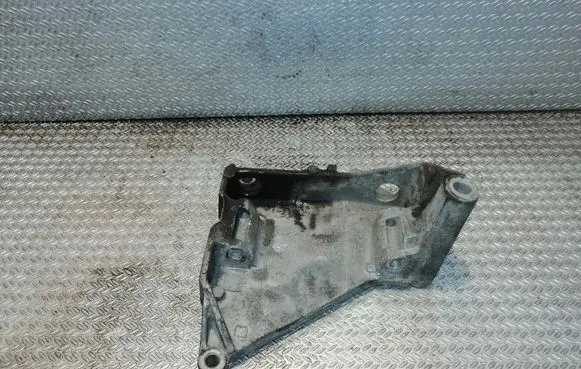 Volkswagen Transporter - Caravelle T5 Generator/alternator bracket 070903T43C