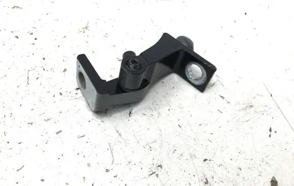 Chery 7 Rear door lower hinge J606106012