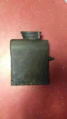BMW 7 E38 Air filter box cover 1742117