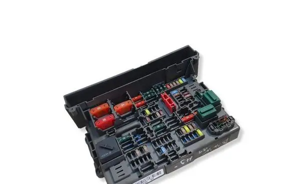 BMW X1 E84 Fuse module