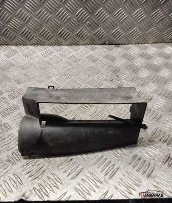 Volkswagen Caddy Air intake duct part