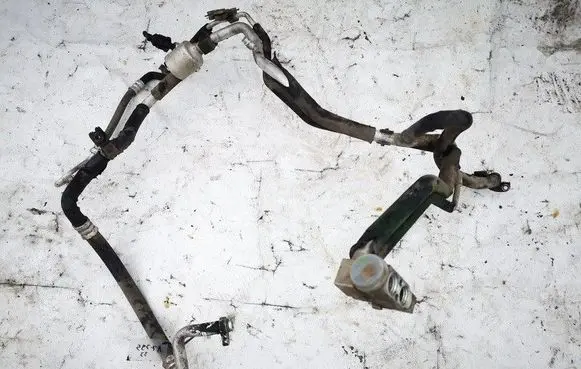Hyundai Santa Fe Air conditioning (A/C) pipe/hose