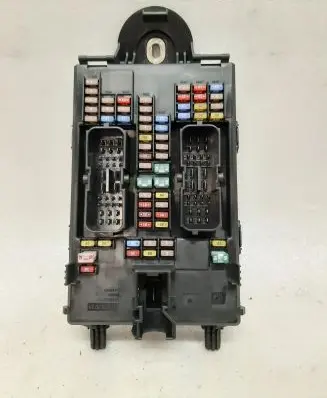 Volvo XC90 Fuse module 31682732