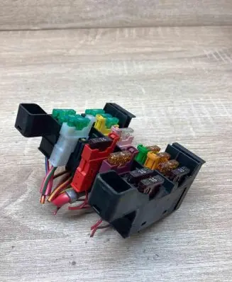 Mercedes-Benz E W211 Fuse module 2115450301 13943311