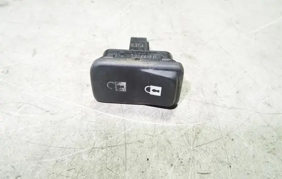 Volvo C30 Central locking switch button 30773333 30773334