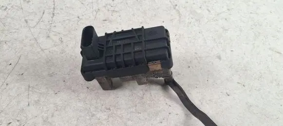 BMW 3 E90 E91 Turbine electric control actuator 781751