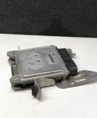 BMW X5 E70 Engine control unit/module ECU 1277022103