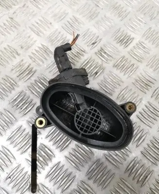 BMW 5 E39 Mass air flow meter 7787076 1362 0928400468