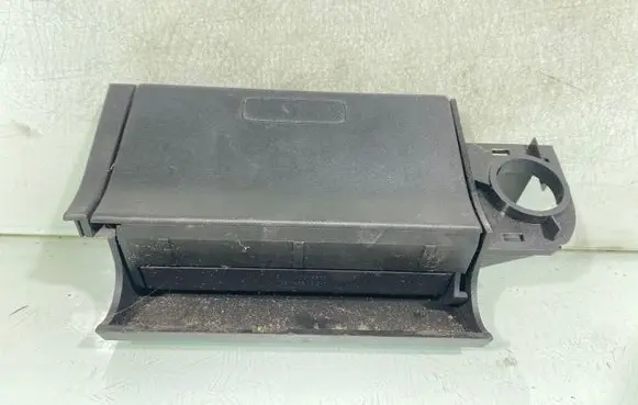 Opel Astra G Car ashtray 90561251