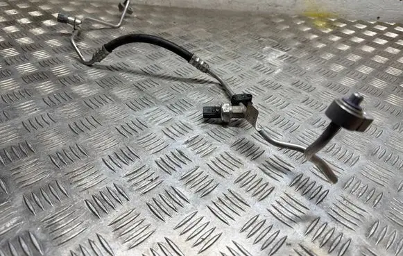 Mercedes-Benz B W247 Air conditioning (A/C) pipe/hose A1778303302