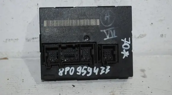 Audi A3 S3 A3 Sportback 8P Comfort/convenience module 8P0959433