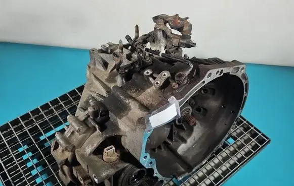 KIA Carnival Manual 5 speed gearbox 4300038050 IMPRK1543050