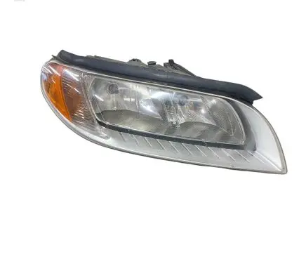 Volvo V70 Headlight/headlamp 31214354