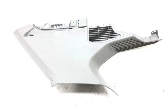 (D)pillar trim (top)