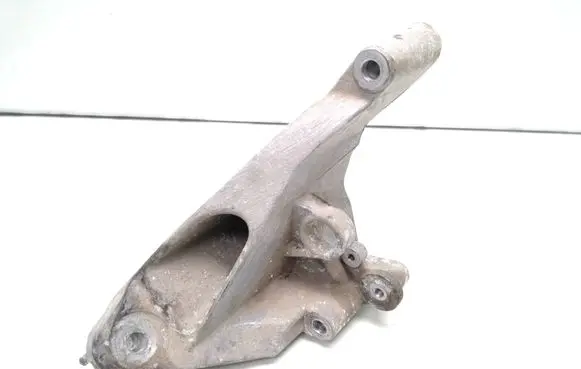 Volkswagen Crafter Engine mounting bracket 076199307