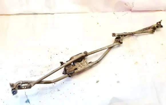 Opel Zafira A Front wiper linkage and motor