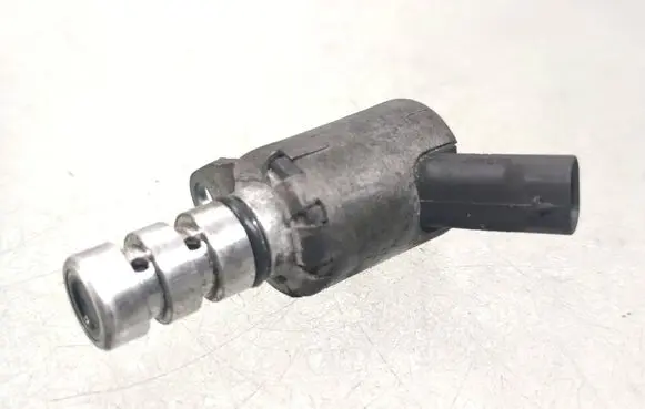Porsche Cayenne (92A) Camshaft vanos timing valve 06e115243h