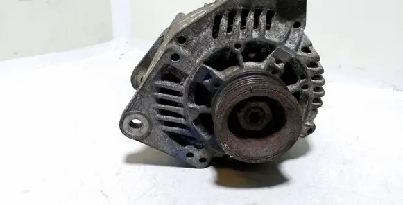 Audi A4 S4 B5 8D Generator/alternator 058903016E