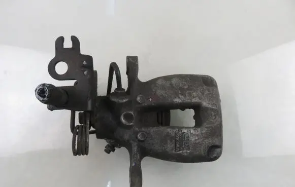 Volkswagen Caddy Rear brake caliper