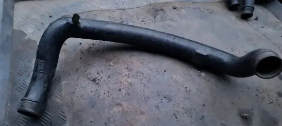 Volvo XC70 Intercooler hose/pipe 1282885