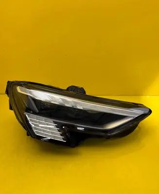 Audi A3 8Y Headlight/headlamp 8Y0941036A