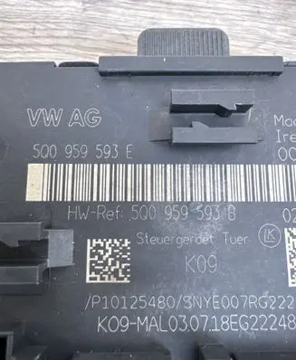 Volkswagen Golf VII Door control unit/module 5Q0959593E 5Q0959593B
