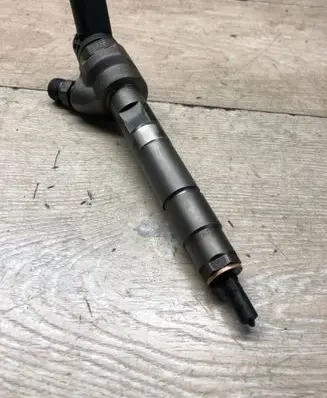 BMW 5 F10 F11 Fuel injector 0986435244 0615 2501