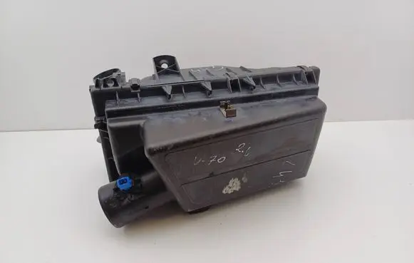 Volvo S70 V70 V70 XC Air filter box 9434293