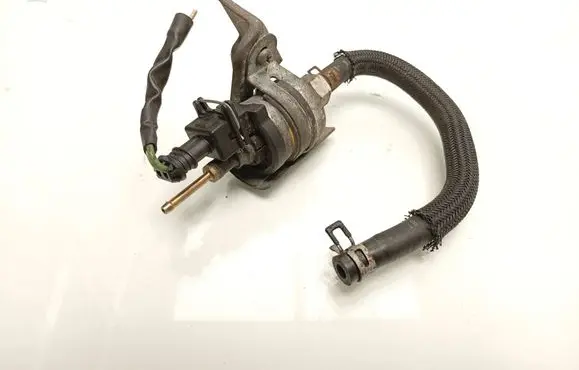 Toyota Avensis T270 Fuel heater 