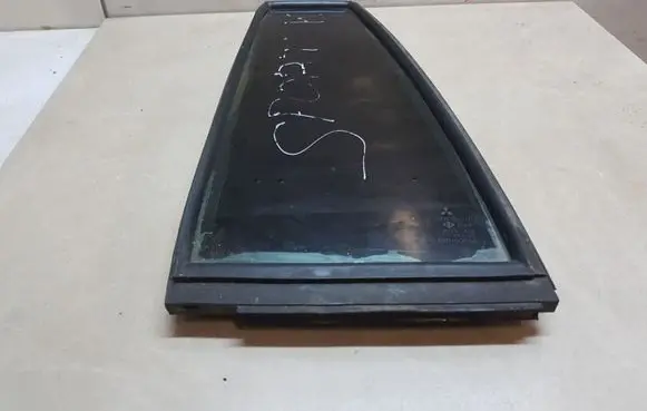 Mitsubishi Pajero Sport I Rear vent window glass 43R0034