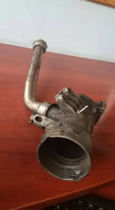 Mercedes-Benz E W211 EGR valve A6460900054