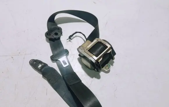 Audi A4 S4 B6 8E 8H Front seatbelt 560788401 008L000