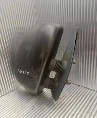 Manual wing mirror