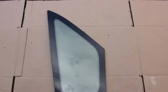 Fiat Ducato Front door window glass four-door 6926552