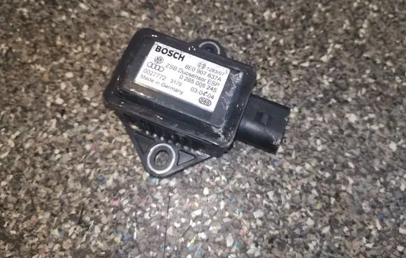Audi A8 S8 D3 4E ESP acceleration yaw rate sensor 8E0907637A 0265005245