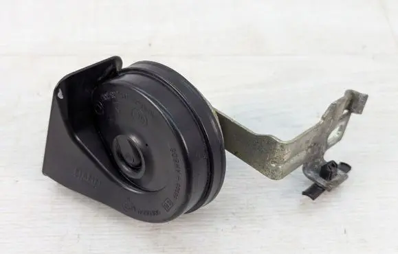 Volkswagen Passat Alltrack Horn signal 3Q0951221