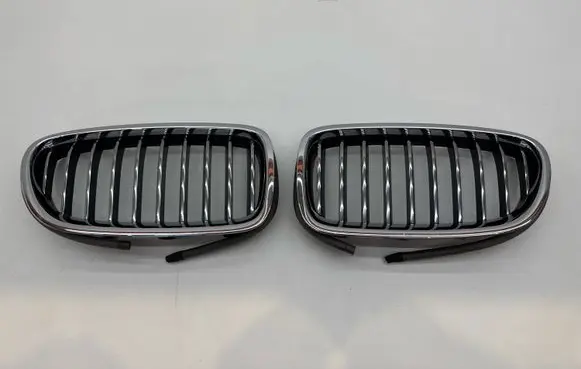 BMW 5 F10 F11 Front grill 7412324