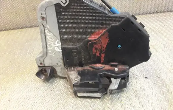 Lexus RX 450H Front door lock 6903033251