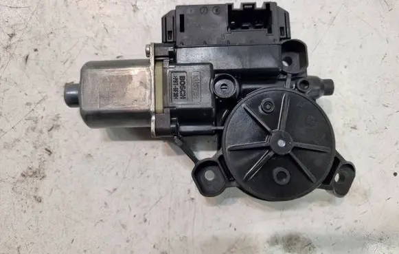 Volkswagen Polo V 6R Front door window regulator motor 6R0959801R S0902 180110