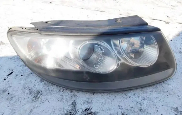 Hyundai Santa Fe Headlight/headlamp 02a011b00 18890116