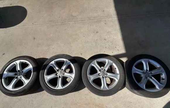 Audi A5 Sportback 8TA R17 alloy rim 8T0601025BQ REG002453