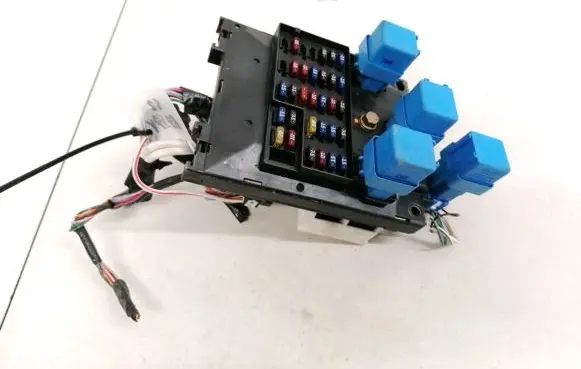 Nissan Primera Fuse box set